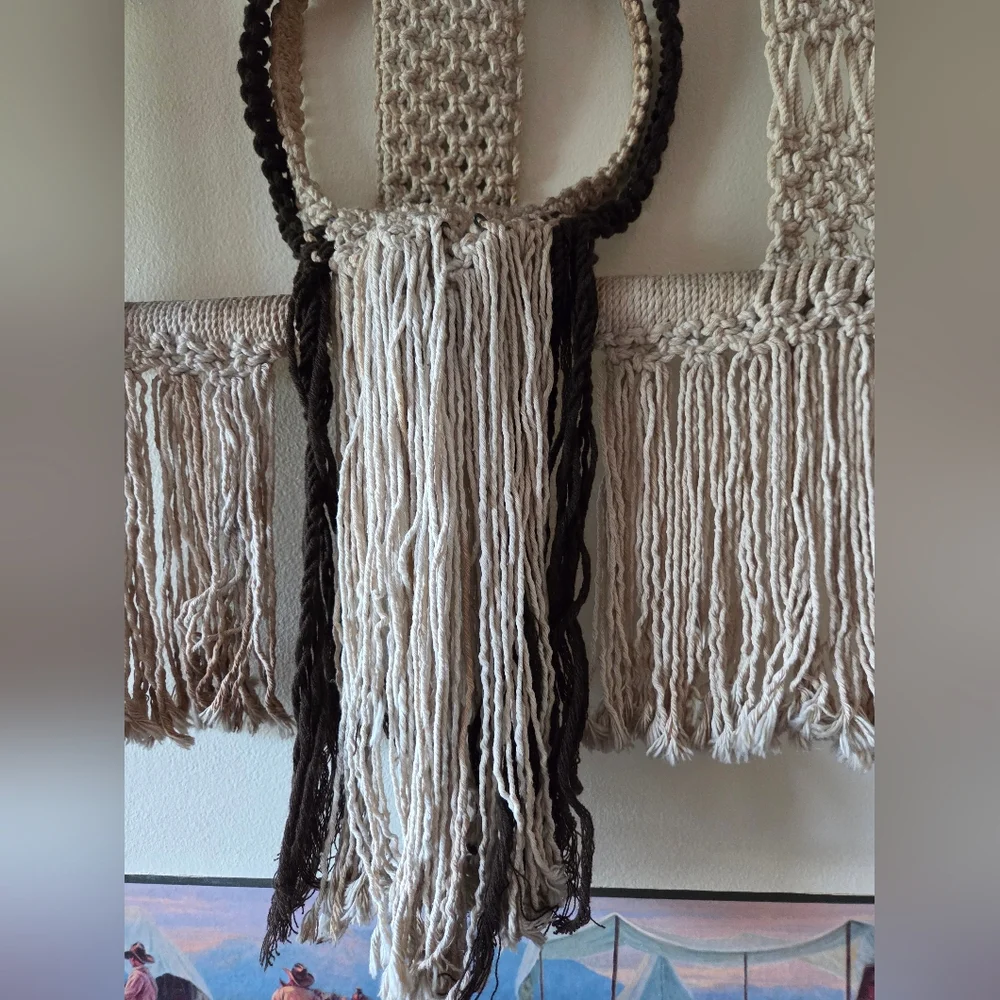 Large BoHo Owl Macrame Jute Bead Wall Hanging Vintage 1970's MCM Folk Art